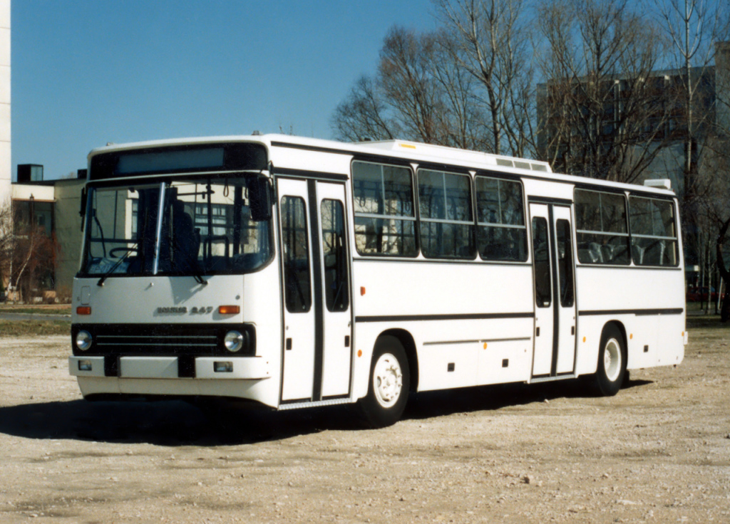 Hongrie, other — Ikarus plant