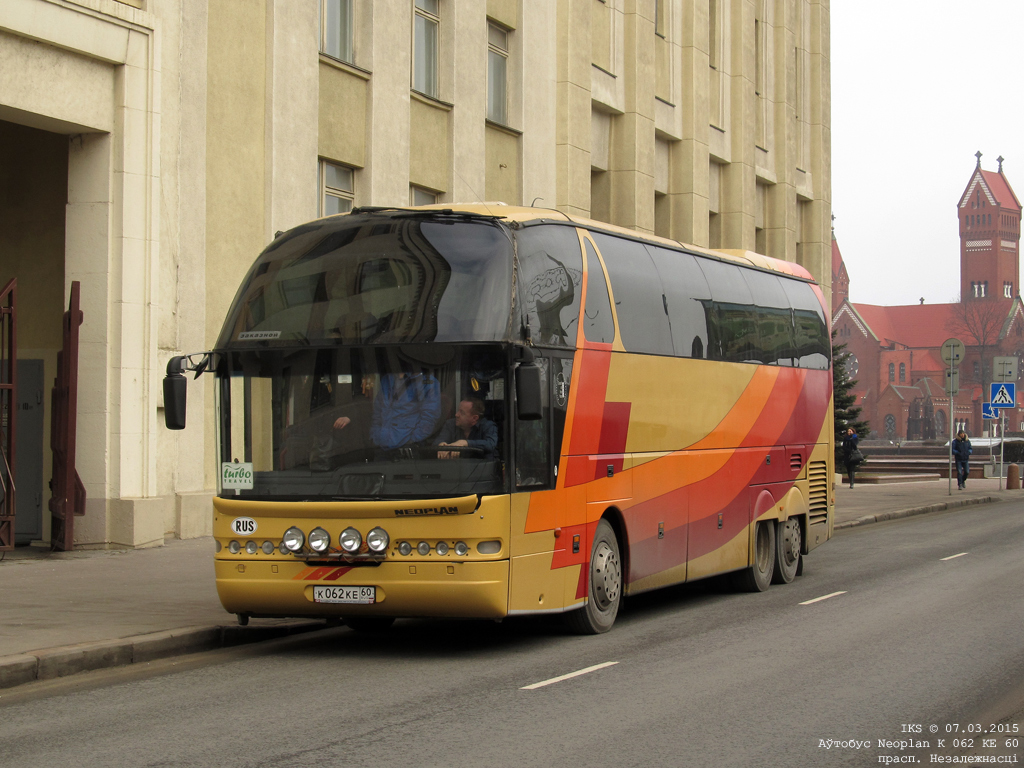 Pskov, Neoplan N516/3SHDH Starliner № К 062 КЕ 60