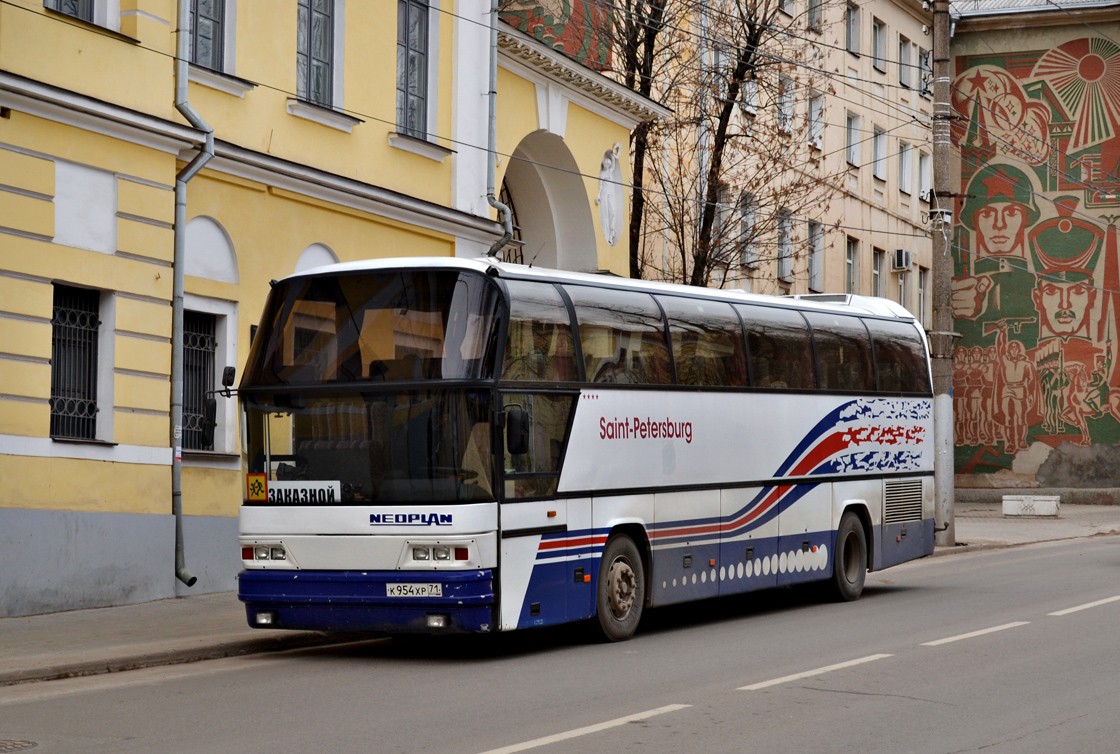Novomoskovsk, Neoplan N116 Cityliner nr. К 954 ХР 71
