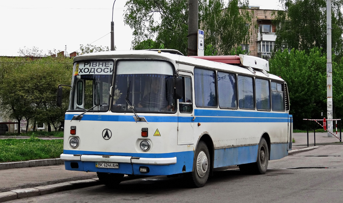 Rovno, LAZ-695НГ №: ВК 6244 АН