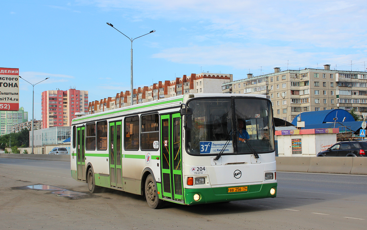 Chelyabinsk, LiAZ-5256.26 č. 204