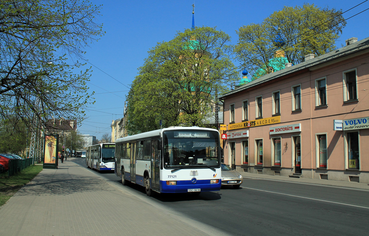 Riga, Mercedes-Benz O345 # 77121