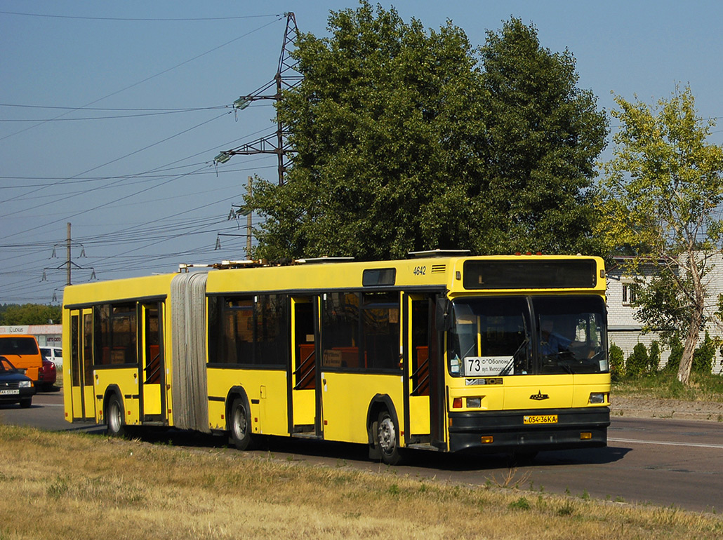 Kyiv, MAZ-105.060 # 4642