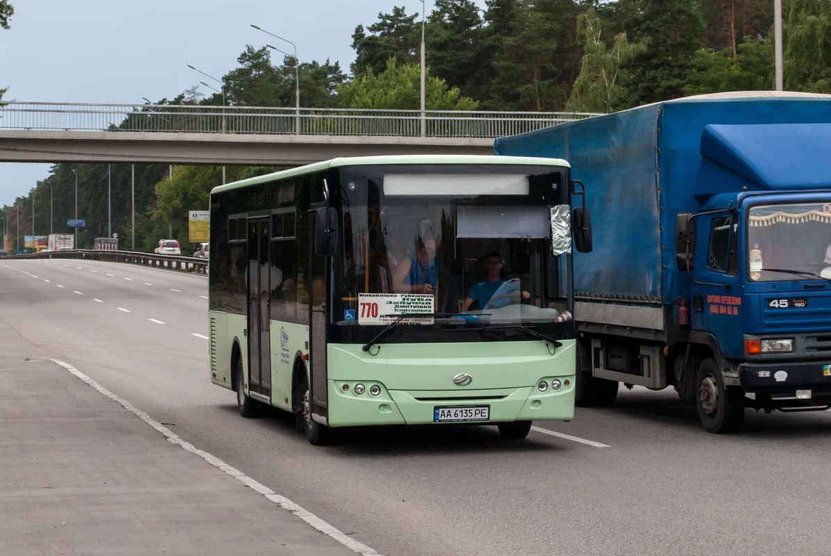 Буча, ZAZ A10C30 № АА 6135 РЕ