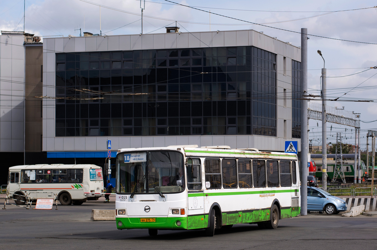 Chelyabinsk, LiAZ-5256.26 č. 015