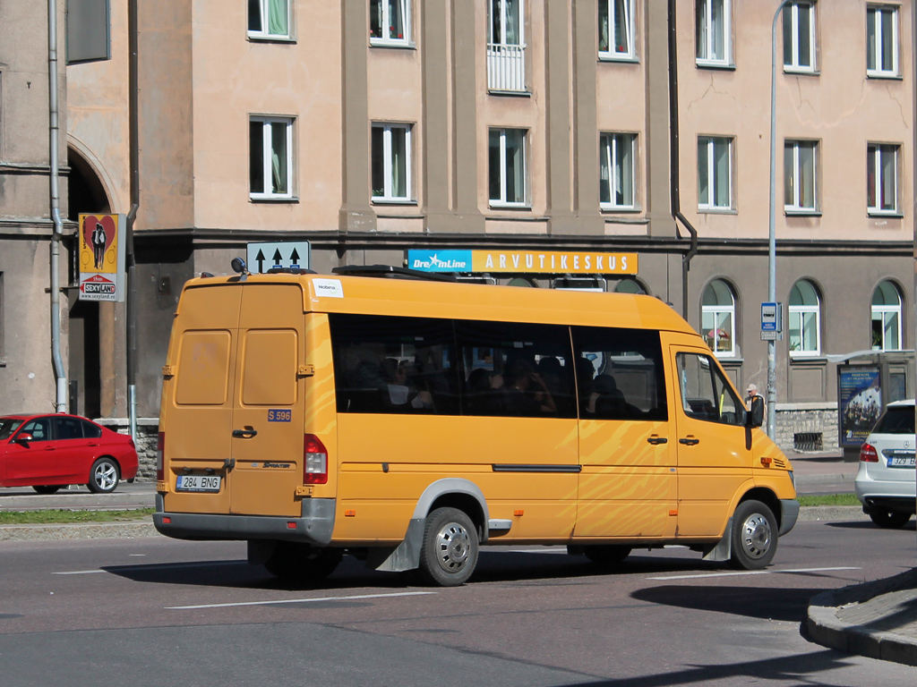 Tallinn, Mercedes-Benz Sprinter 413CDI č. 284 BNG