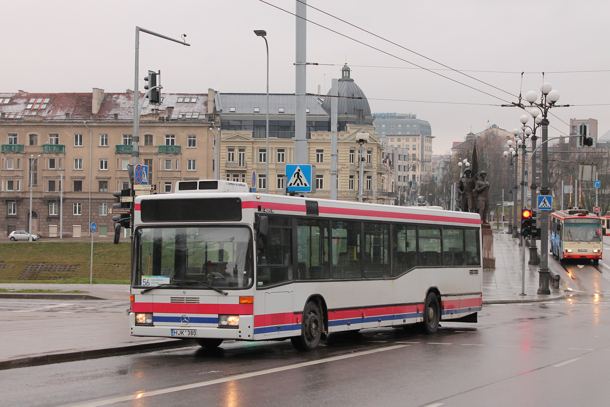 Vilnius, Mercedes-Benz O405N2 No. HJK 380