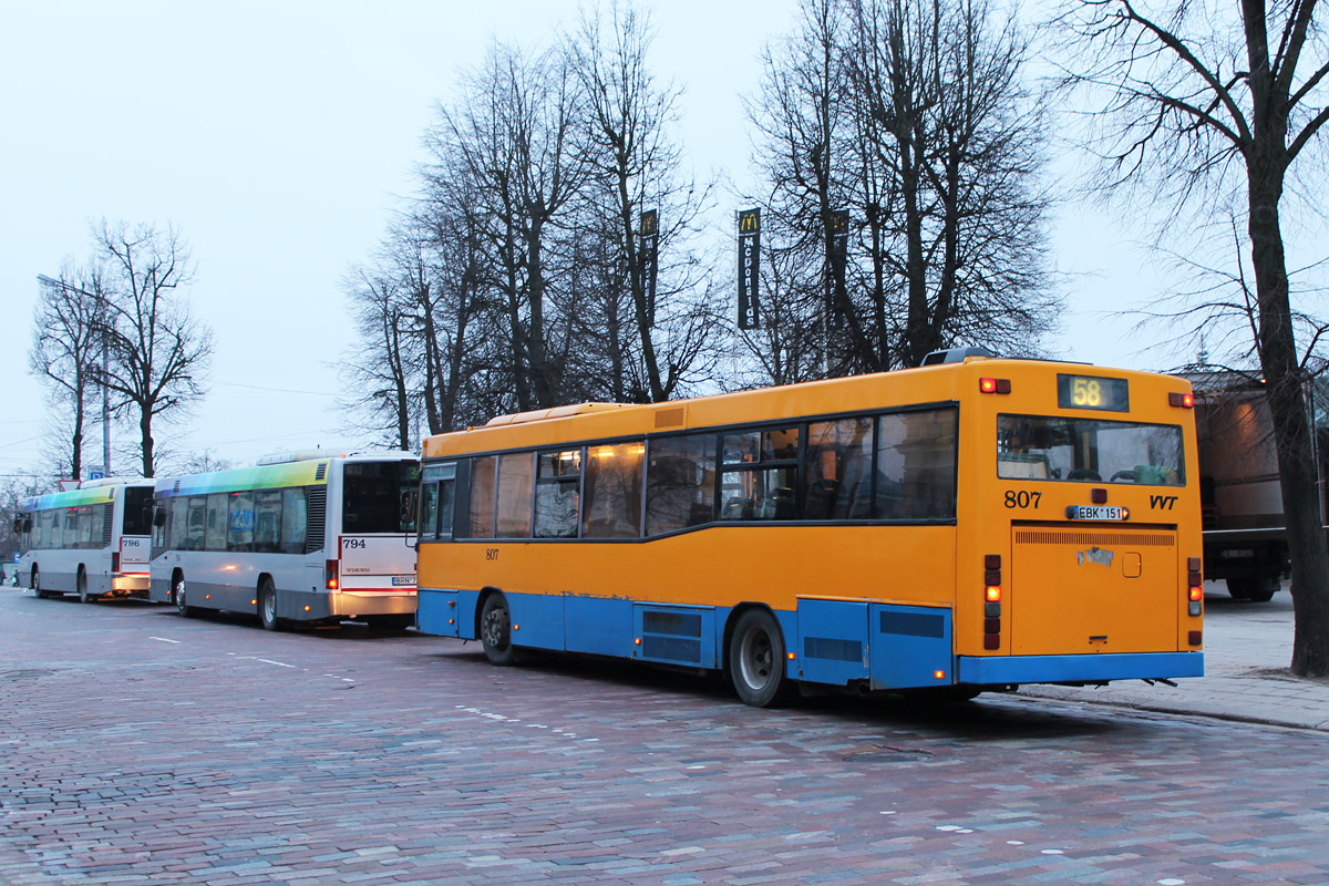 Вильнюс, Carrus K204 City L № 807; Вильнюс, Volvo 7700 № 796