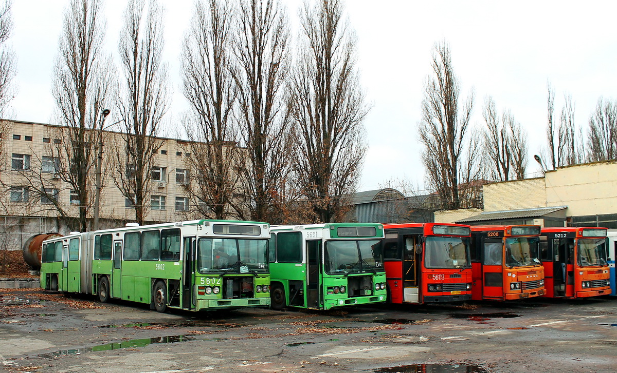 Kijów, Scania CN112AL # 5602