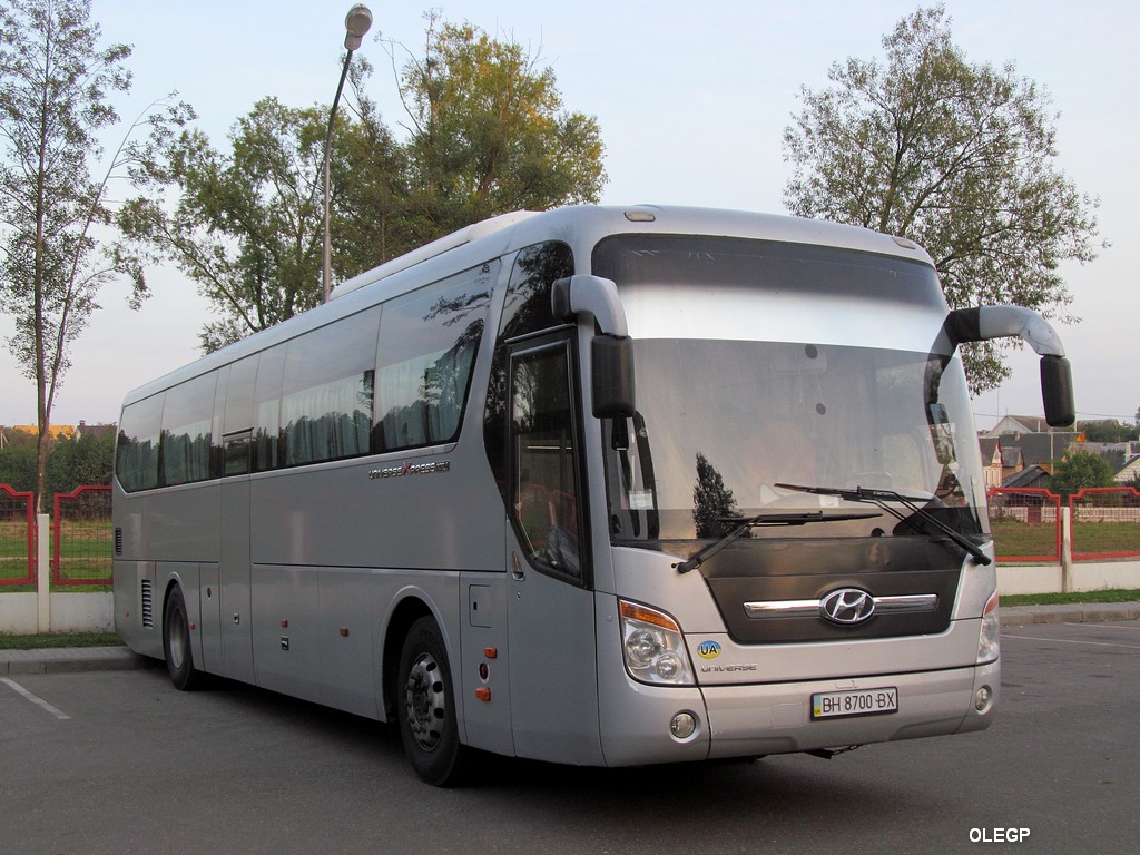 Odesa, Hyundai Universe Express Noble # ВН 8700 ВХ