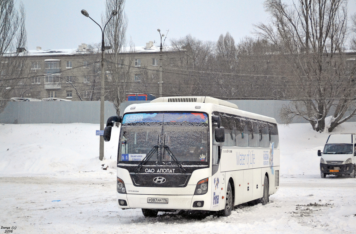 Almetyevsk, Hyundai Universe Space Luxury # Р 087 РР 116