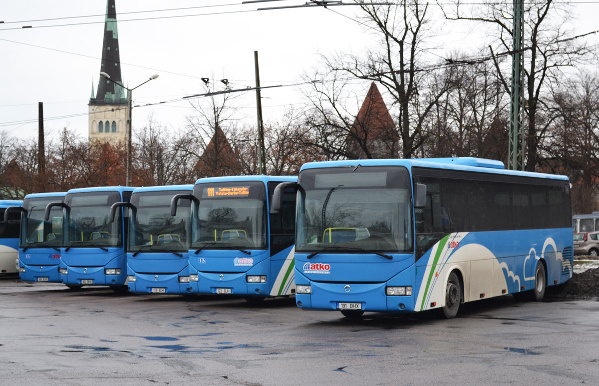 Tallinn, Irisbus Crossway 12M č. 119 BJH; Tallinn, Irisbus Crossway 12M č. 122 BJH; Tallinn, Irisbus Crossway 12M č. 191 BHX