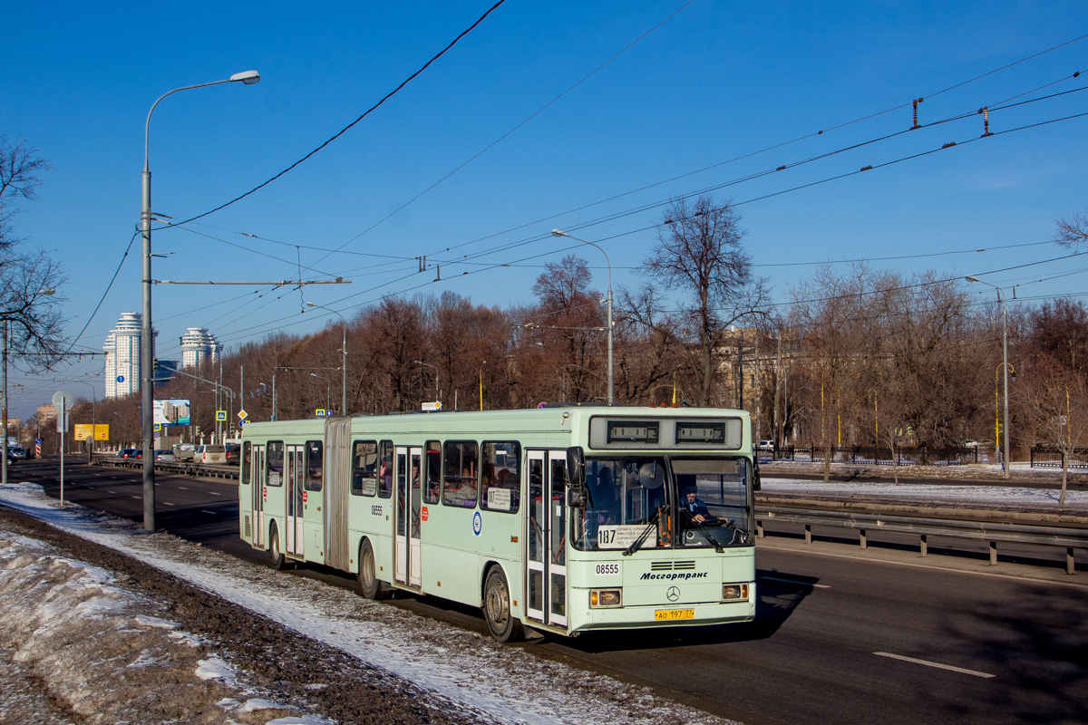 Moscow, GolAZ-AKA-6226 # 08555
