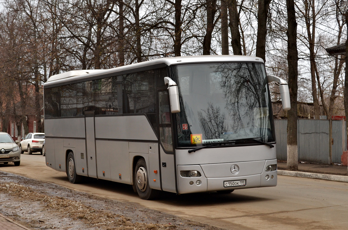 Moscow, Mercedes-Benz O560 Intouro I RHD # С 150 ОК 199