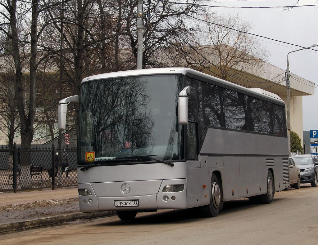 Moskva, Mercedes-Benz O560 Intouro I RHD č. С 150 ОК 199