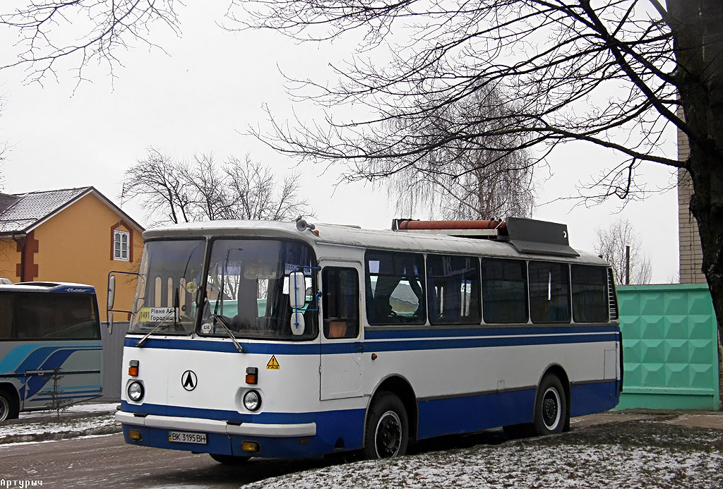 Rovno, LAZ-695НГ No. ВК 3195 ВН