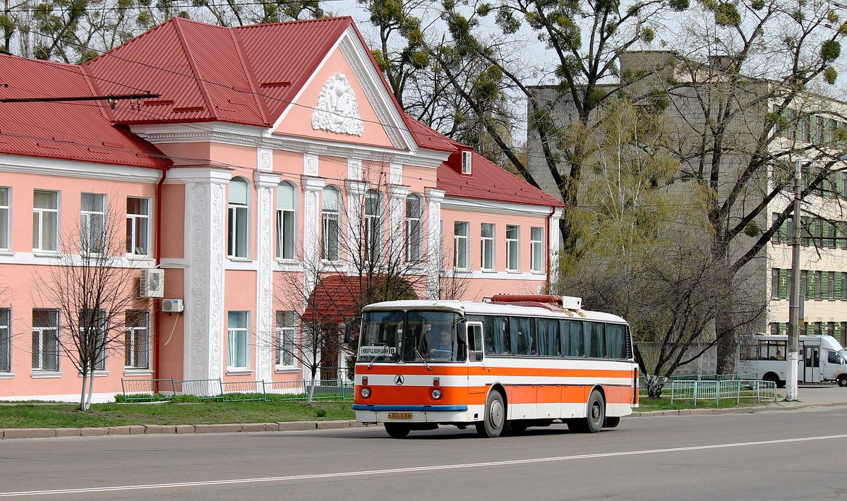 Novohrad-Volynskyi, LAZ-699Р č. 003-10 ВА