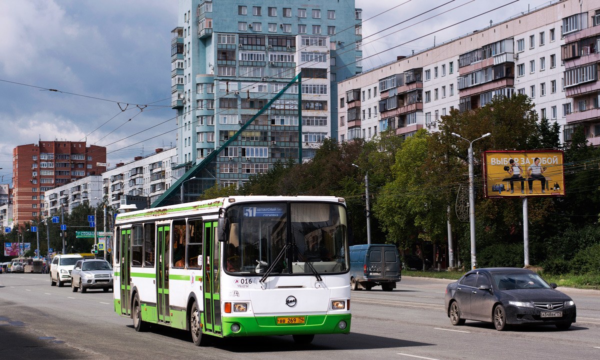 Chelyabinsk, LiAZ-5256.26 # 016