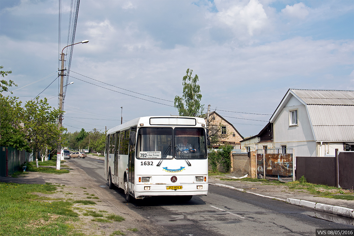 Kyiv, LAZ-525270 # 1632