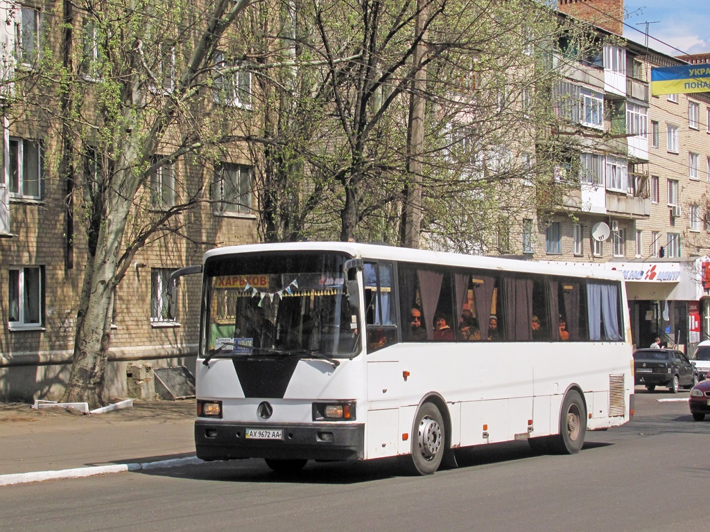 Kharkiv, ЛАЗ-4207JT "Лайнер-10" # АХ 9672 АА