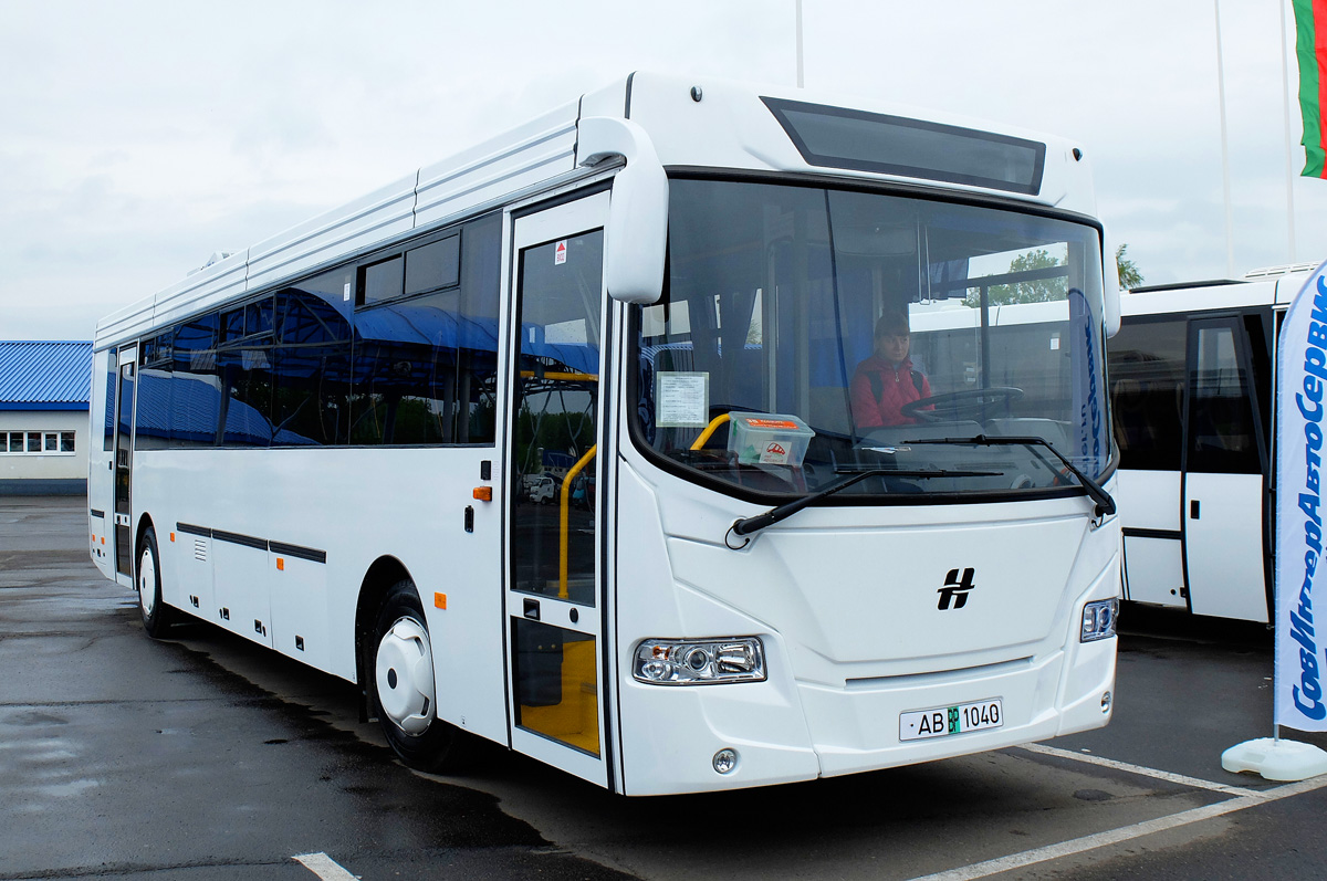 Lida, Neman-520123-260 č. АВ ВР 1040; Kolomna — Автотранспортный фестиваль Мир автобусов — 2016