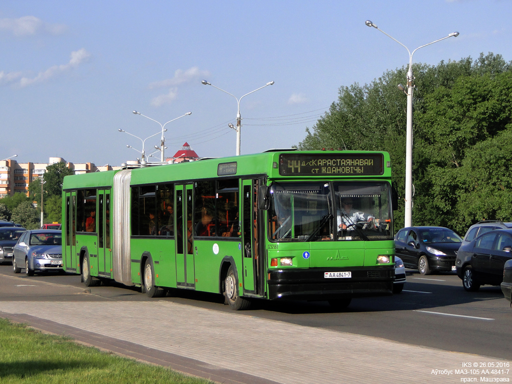 Minsk, MAZ-105.065 č. 023281