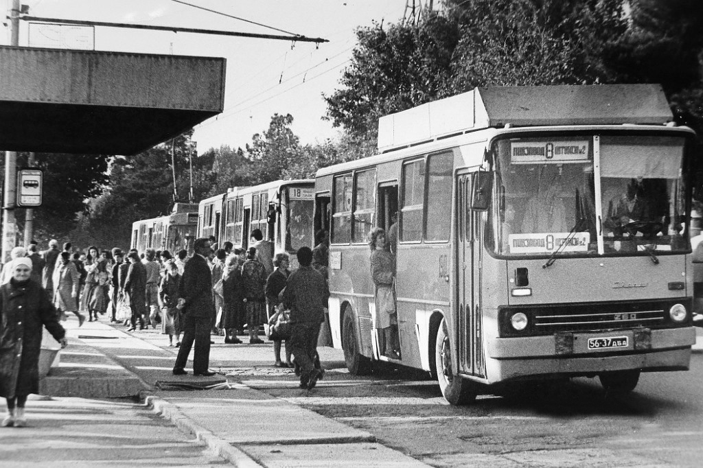 Dushanbe, Ikarus 260.** # 56-37 ДБА