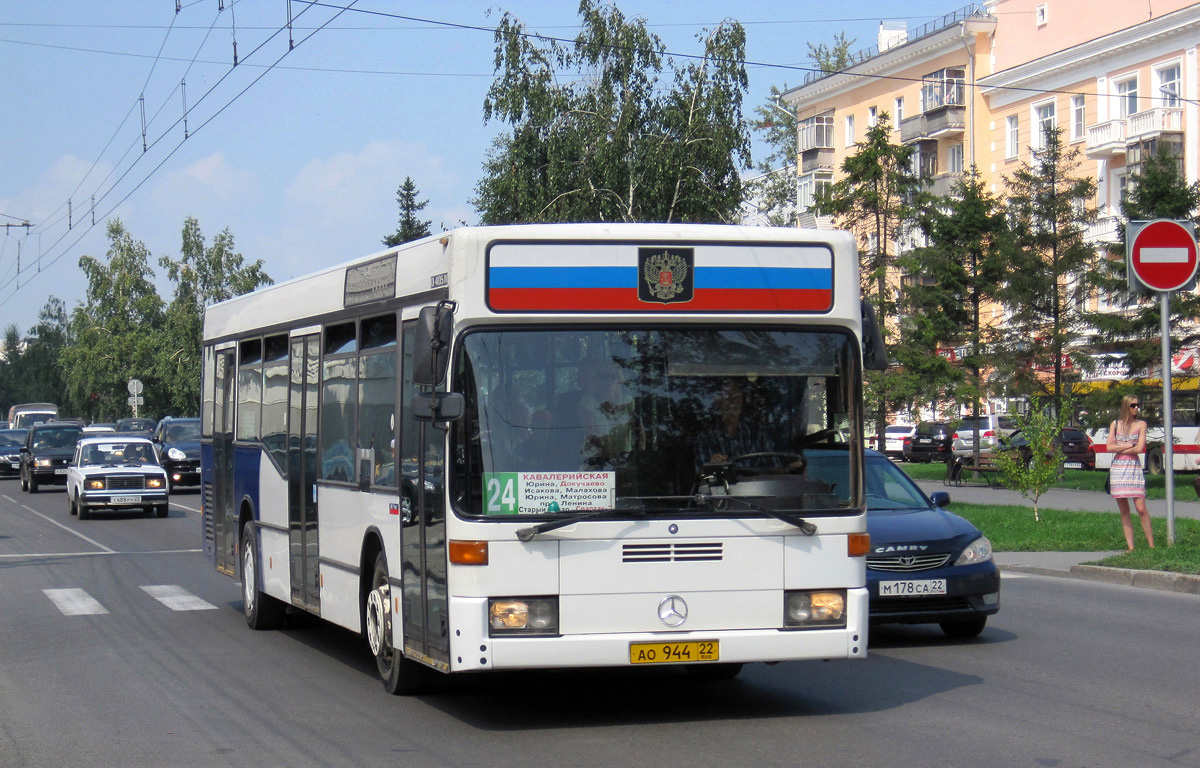 Barnaul, Mercedes-Benz O405N2 No. АО 944 22