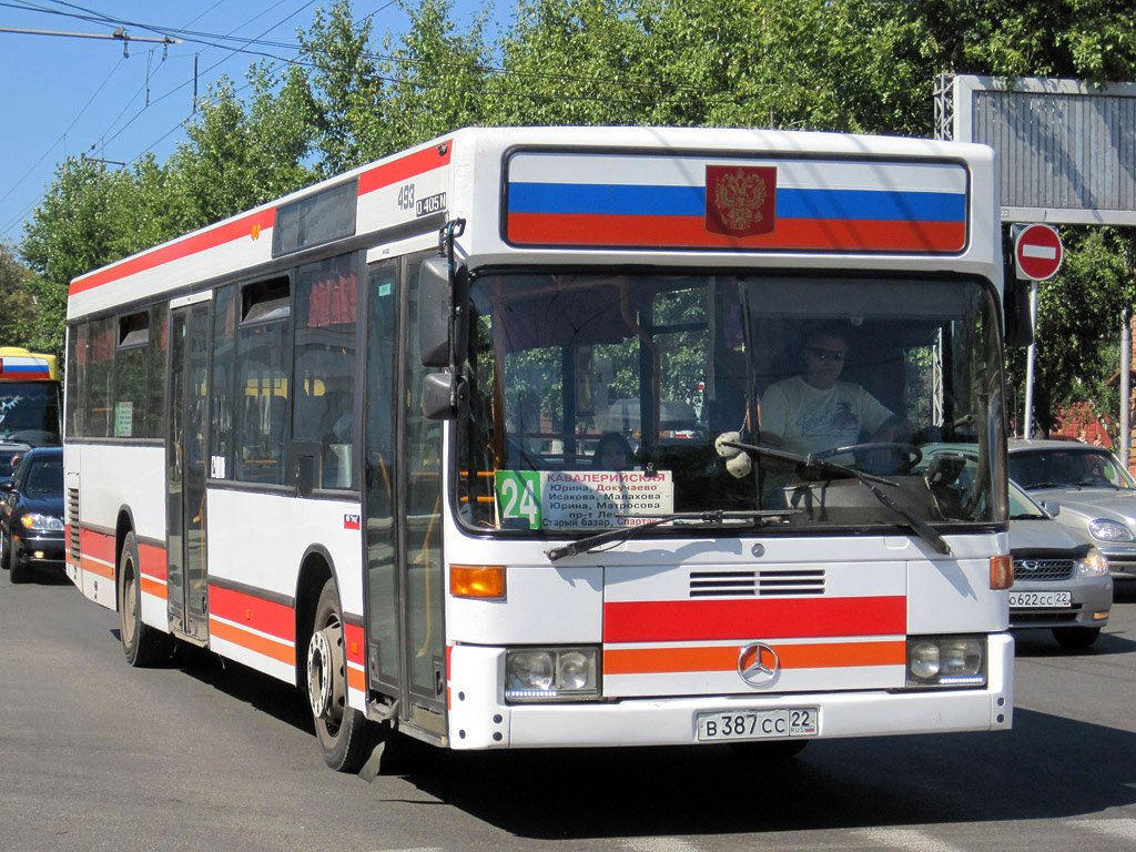 Barnaul, Mercedes-Benz O405N2 # В 387 СС 22