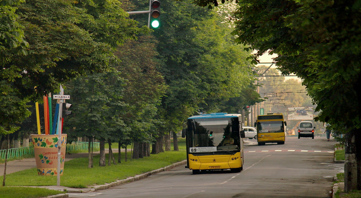 Kyiv, LAZ A183D1 № 7512