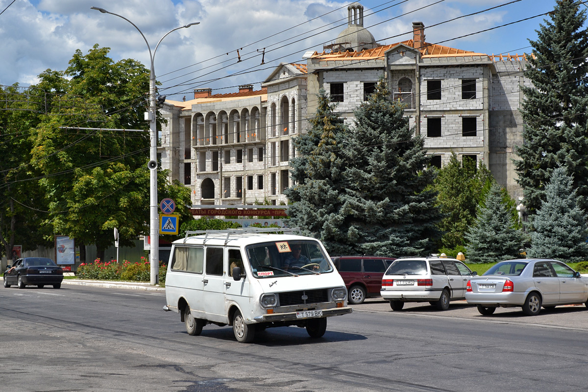 Tiraspol, RAF-2203 # Т 579 ВК