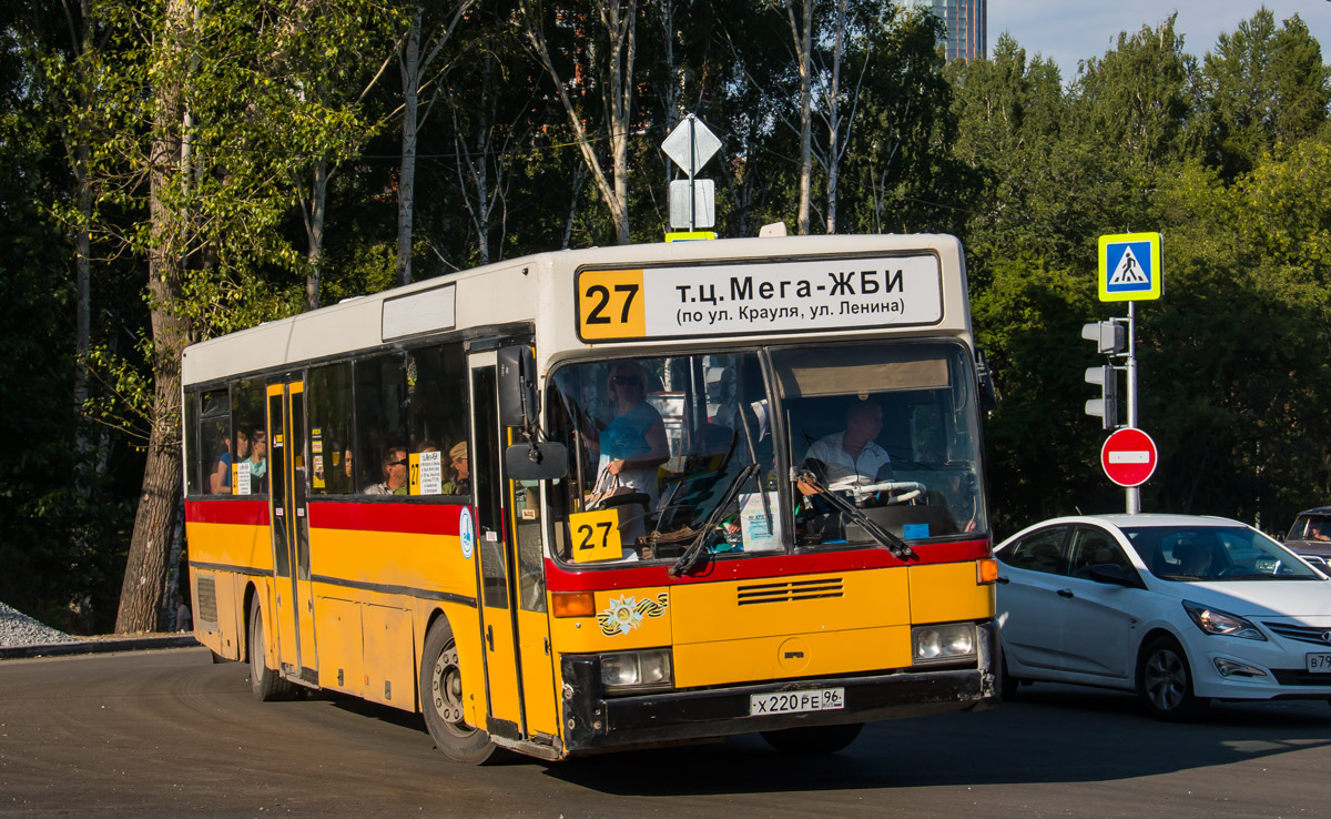 Ekaterinburg, Mercedes-Benz O405 # Х 220 РЕ 96