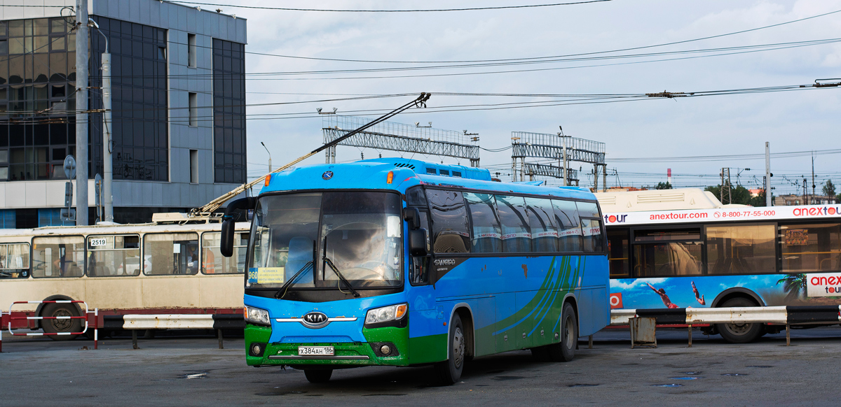 Khanty-Mansiysk, Kia Granbird Parkway # Х 384 АН 186