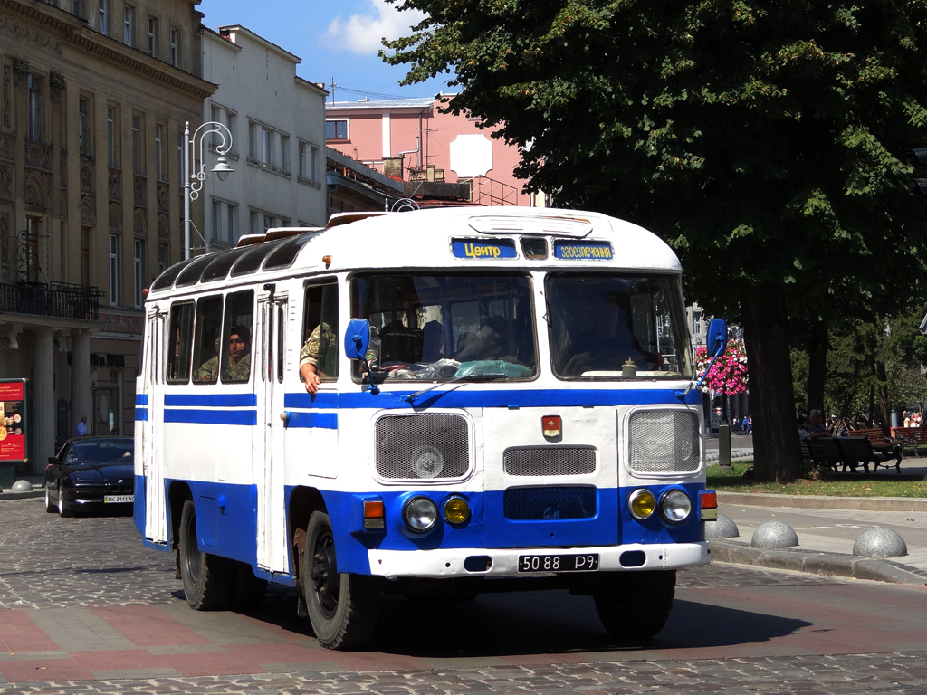 Lviv, PAZ-672М č. 5088 Р9