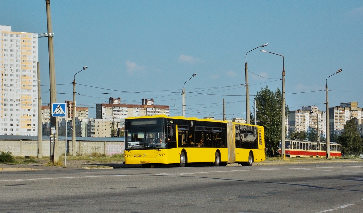Kyiv, LAZ A292D1 No. 4611