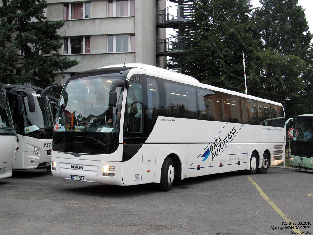 Prague, MAN R08 Lion's Coach L RHC444 №: 3AZ 2939