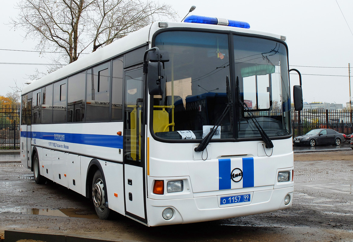 Moscow, LiAZ-5256.61 # О 1157 99