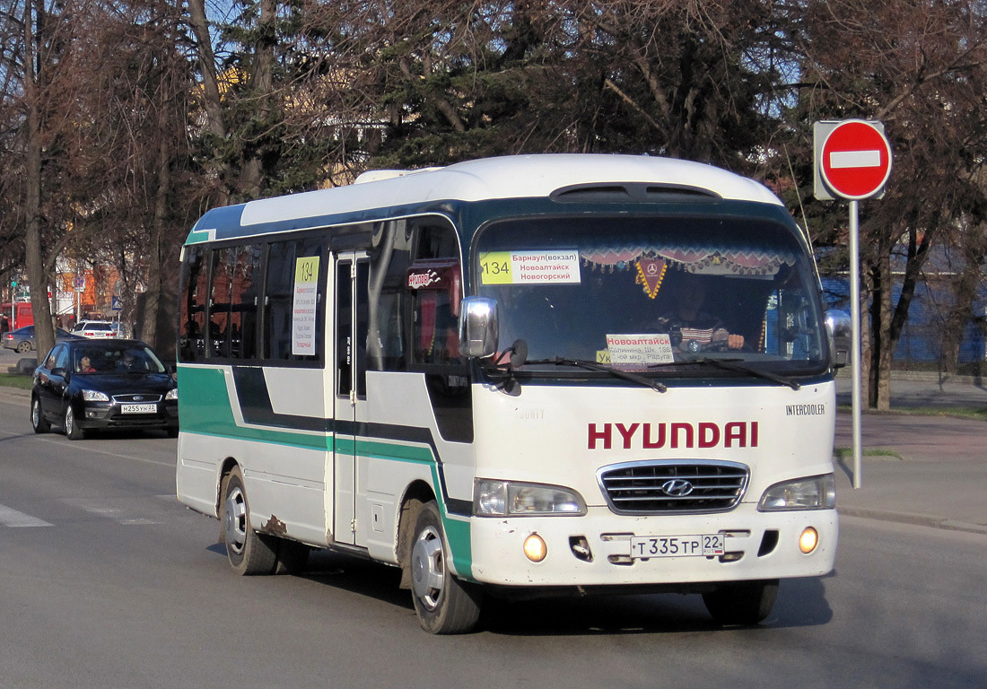 Новоалтайск, Hyundai County Super # Т 335 ТР 22