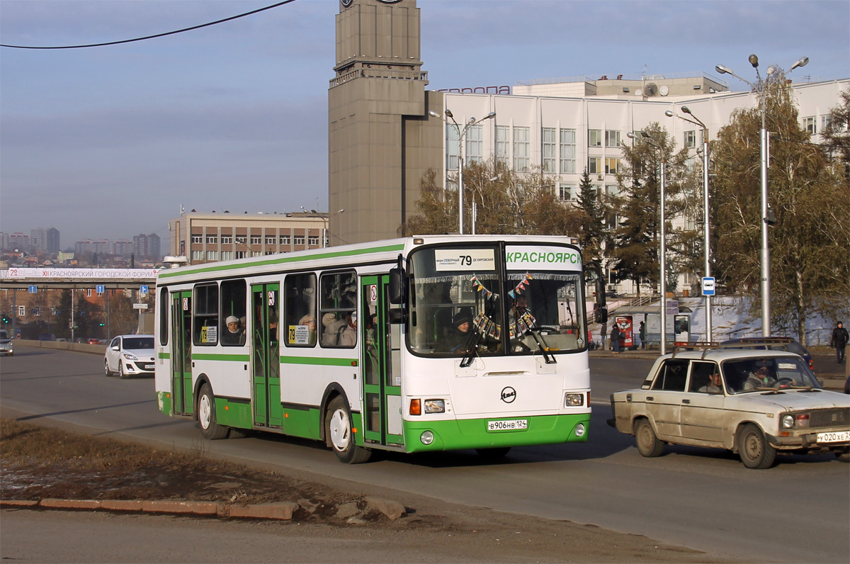 Красноярськ, ЛиАЗ-5256.25 № В 906 НВ 124