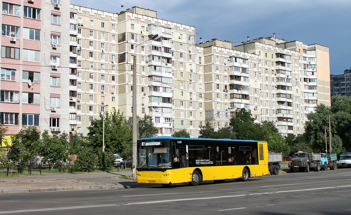 Kyiv, LAZ A183D1 № 7239