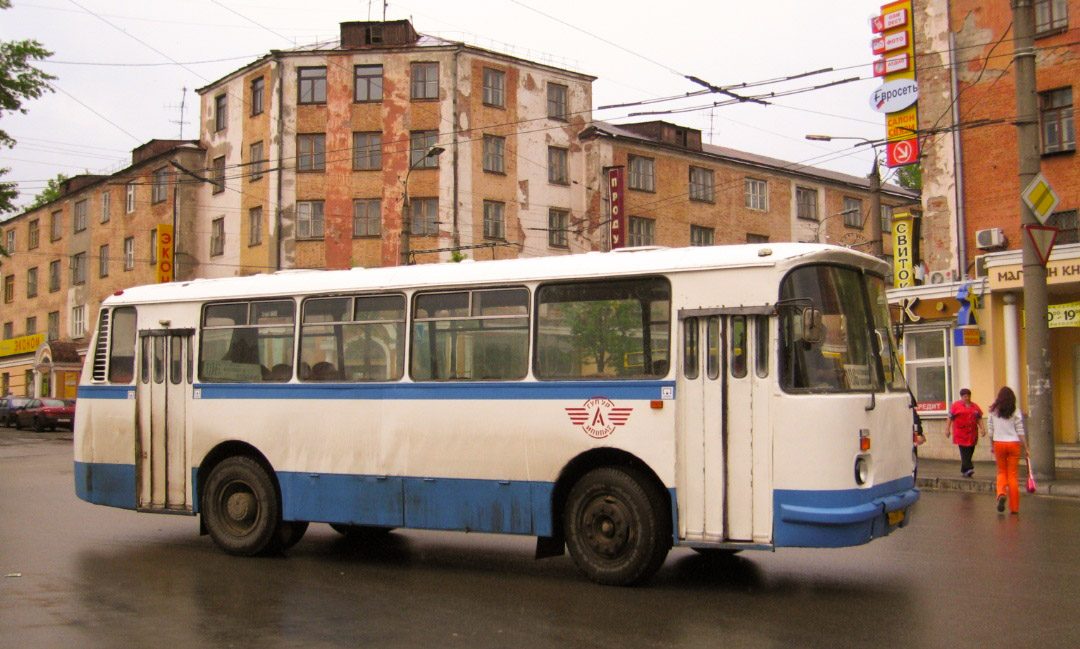 Izhevsk, LAZ-695Н č. ЕА 380 18
