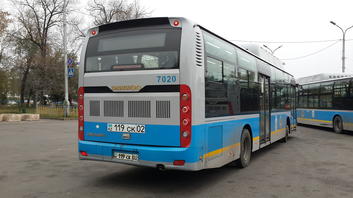 Almaty, Daewoo GDW6126CNG (СемАЗ) № 7020