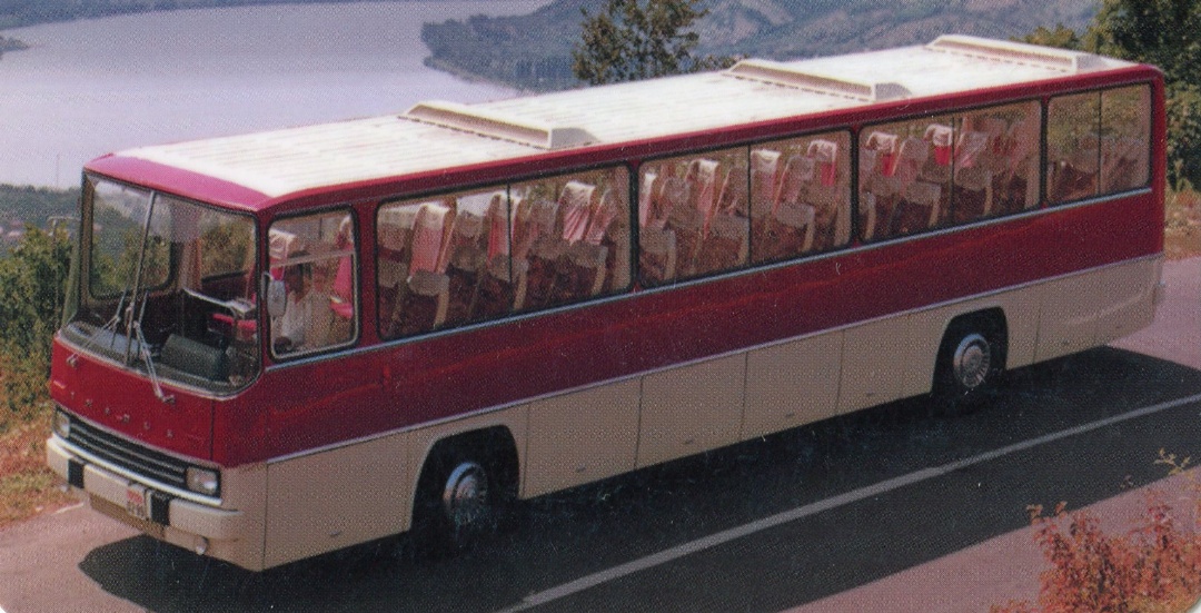 Budapest, Ikarus 250.** # 02-99 PROBA; Hungary, other — Ikarus plant