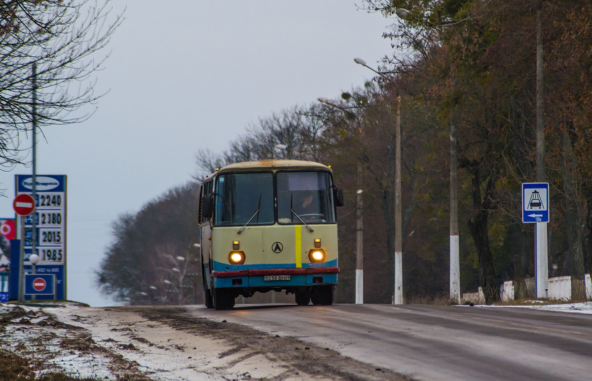 Volodymyr, LAZ-695Н № 8258 ВНН