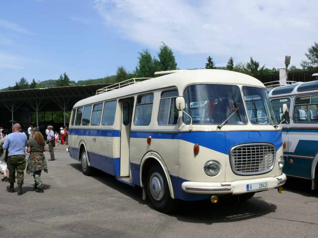 Prague, Škoda 706 RTO CAR # V 2843