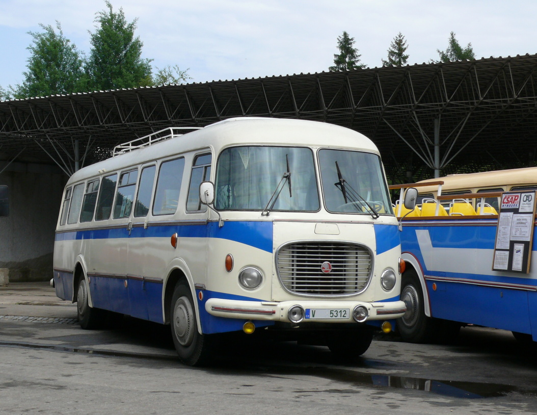 Prague, Škoda 706 RTO CAR # V 5312