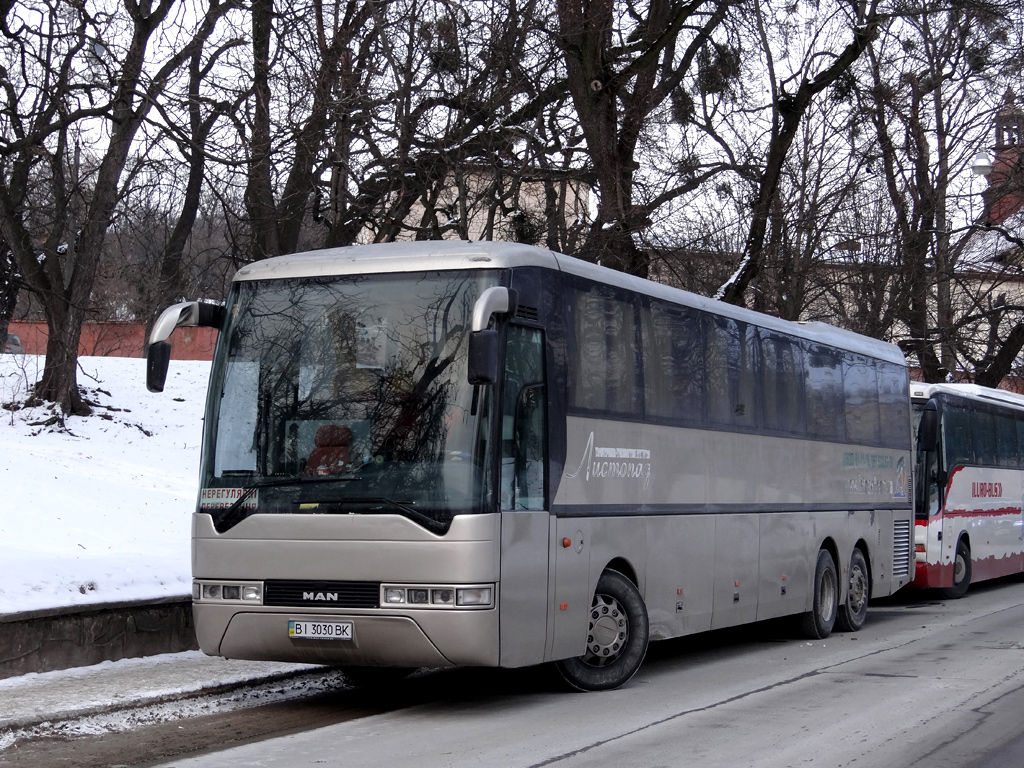 Poltava, MAN A32 Lion's Top Coach RH463 č. ВІ 3030 ВК