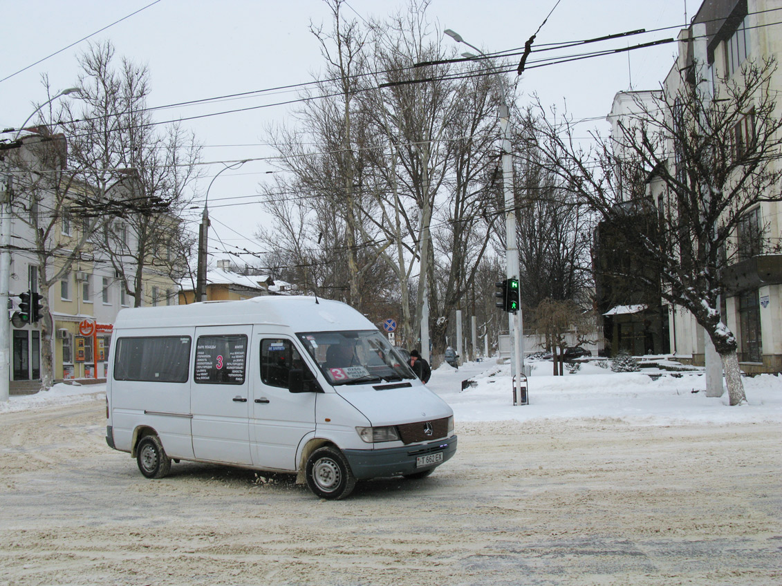 Tiraspol, Mercedes-Benz Sprinter 210D No. Т 662 ЕХ