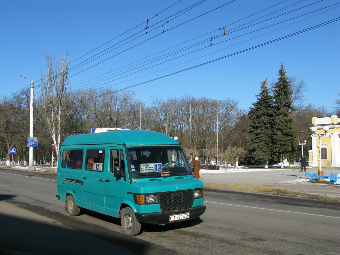 Tiraspol, Mercedes-Benz T1 208D # Т 990 ЕО