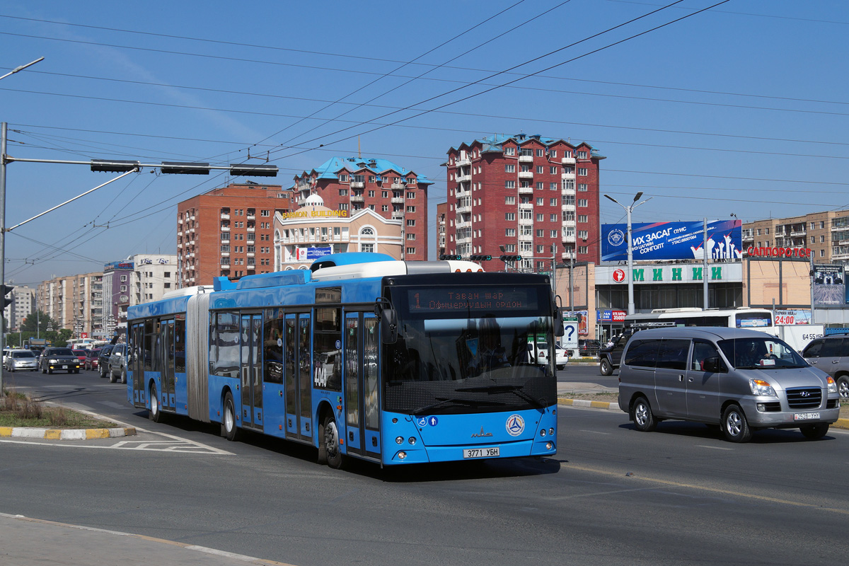 Ulaanbaatar, MAZ-215.067 №: 4-048